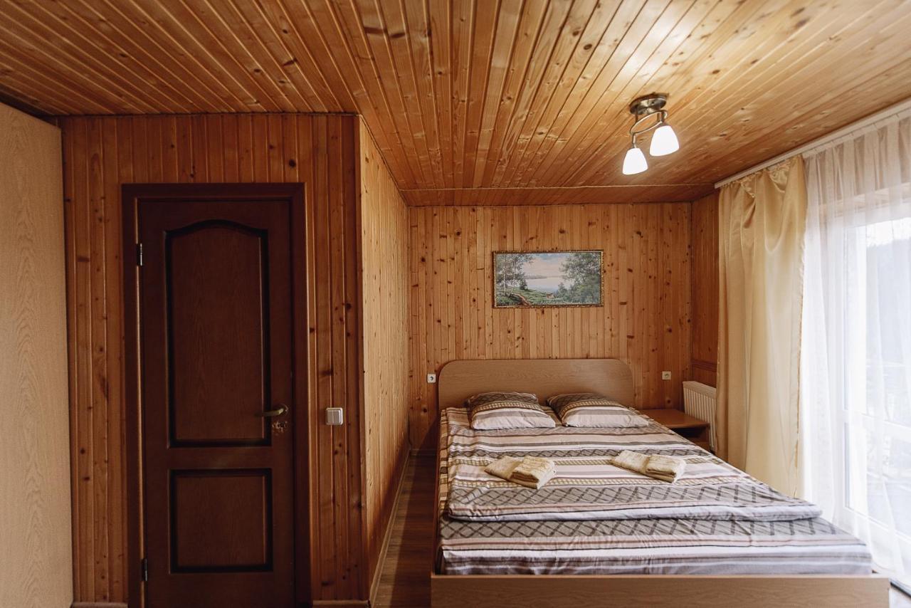 Hotel Toga Yablunytsya Esterno foto