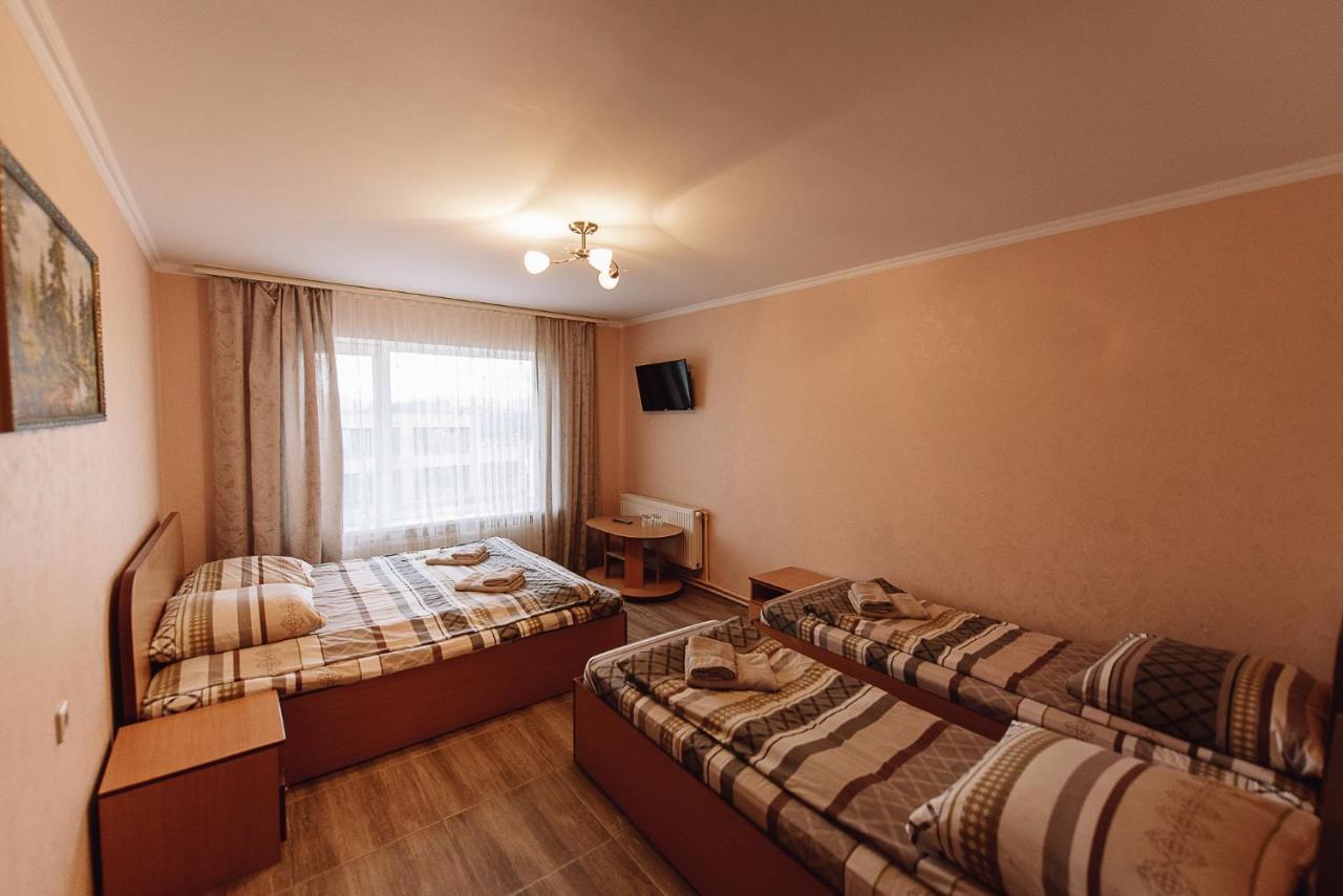 Hotel Toga Yablunytsya Esterno foto