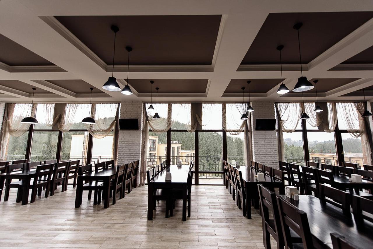 Hotel Toga Yablunytsya Esterno foto