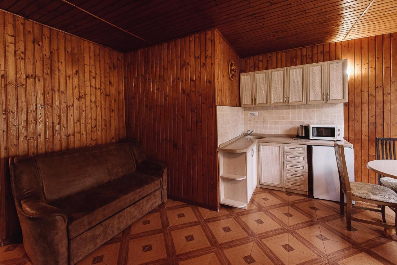 Hotel Toga Yablunytsya Esterno foto