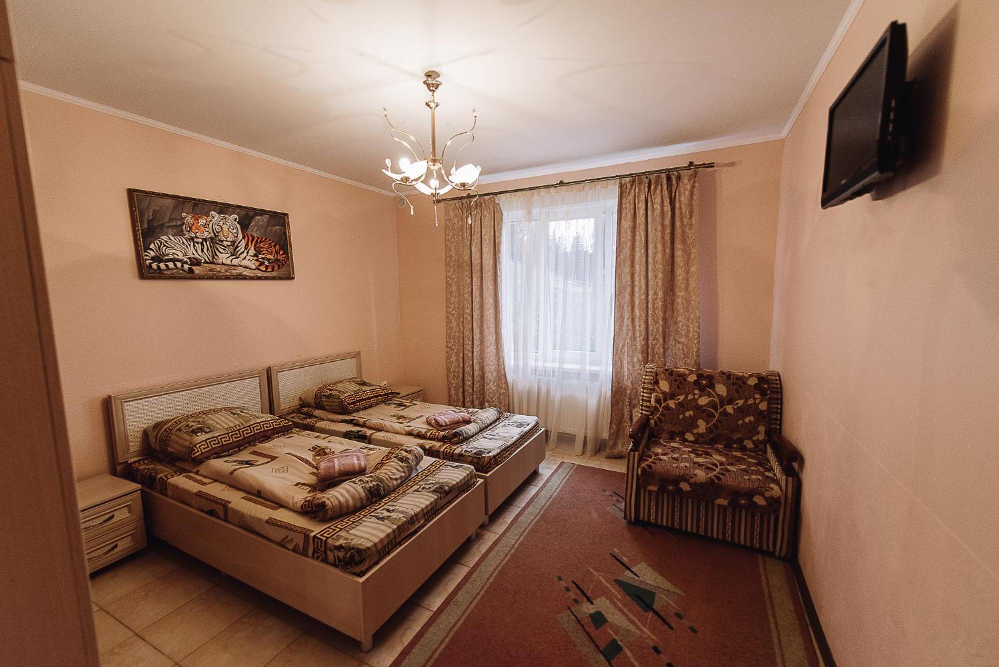 Hotel Toga Yablunytsya Esterno foto